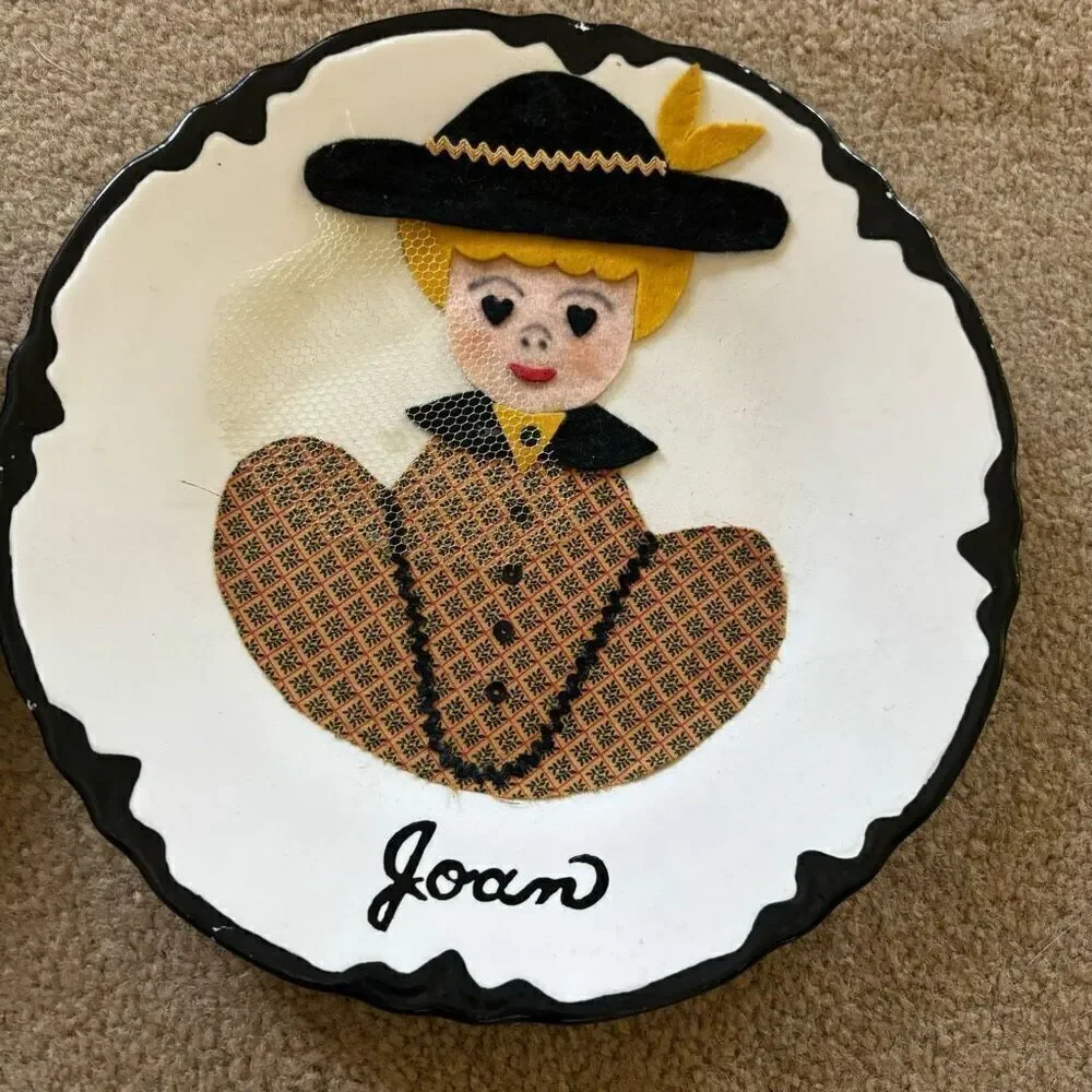 Vintage 1960’s Victorian Felt Man & Woman Decorative Plates